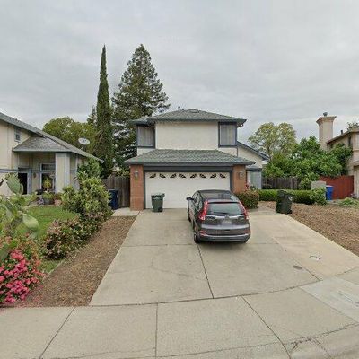 11 Raindrop Ct, Sacramento, CA 95823