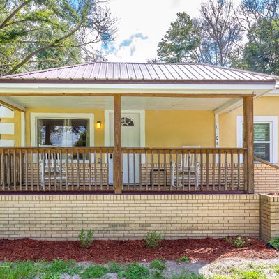 1106 Daniel St, Waycross, GA 31501