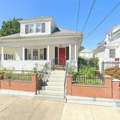 112 Alverson Ave, Providence, RI 02909