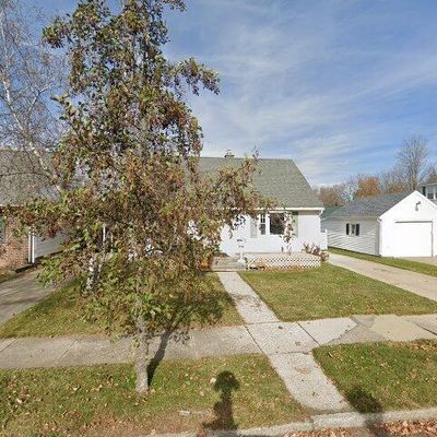 1131 Lincoln Ave, Lansing, MI 48910