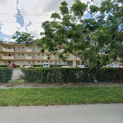 100 Berkley Rd #205, Hollywood, FL 33024