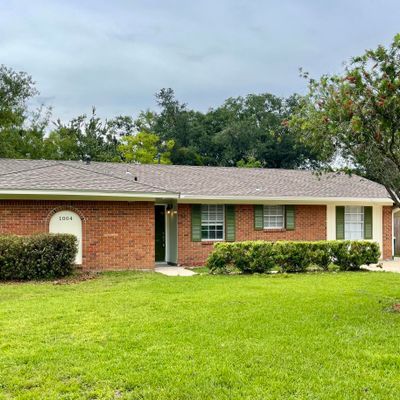 1004 Alverado Dr, Long Beach, MS 39560