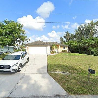 1018 Alaska Ave, Lehigh Acres, FL 33971