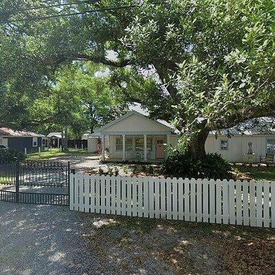 240 Saint Charles St, Bay Saint Louis, MS 39520