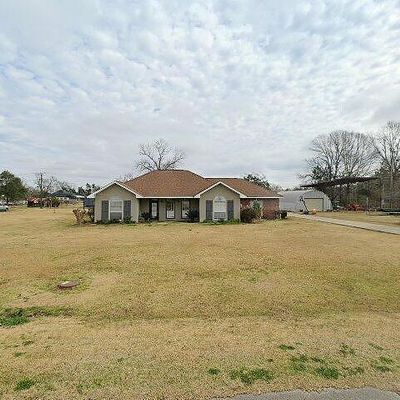 240 Shanewood Dr, Marksville, LA 71351