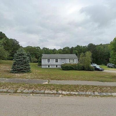 27 Treetop Way, Plymouth, MA 02360