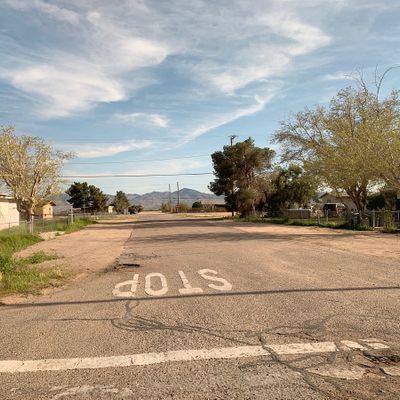 36013 4 Th St, Yermo, CA 92398