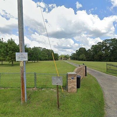 294 Burgetown Rd, Carriere, MS 39426