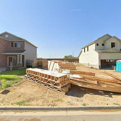 305 Baywater Hill Ln, Laredo, TX 78045