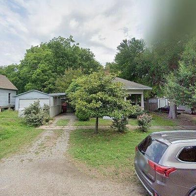 306 W Walnut St, Whitewright, TX 75491