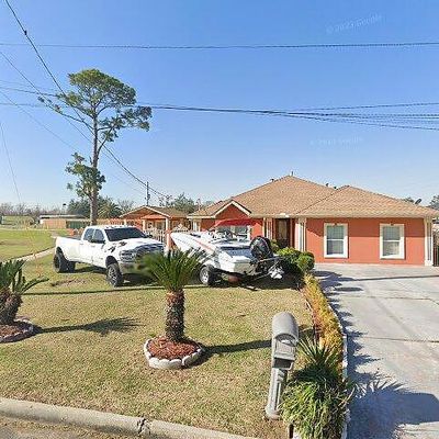 41 Dianne Pl, Saint Rose, LA 70087