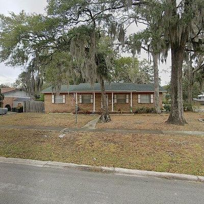 5767 Jimtom Dr, Jacksonville, FL 32277