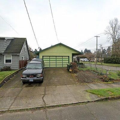 5802 Se Schiller St, Portland, OR 97206