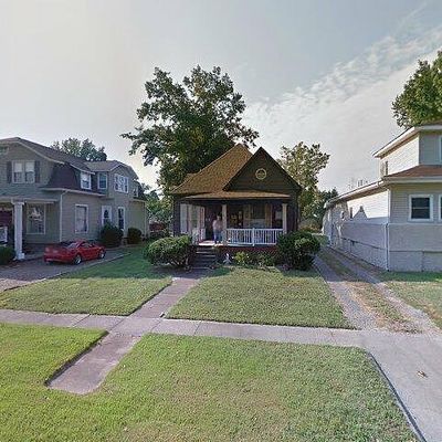 607 E Thorn St, Marion, IL 62959