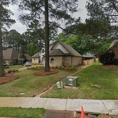 509 Silverstone Dr, Madison, MS 39110