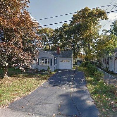 52 Boulay Cir, Chicopee, MA 01020