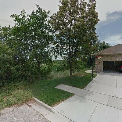 676 Ridge View Ln, Oregon, WI 53575