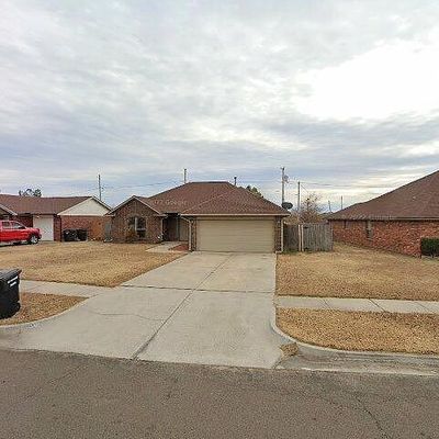 916 Nw 19 Th St, Moore, OK 73160