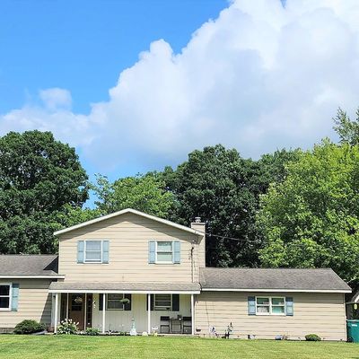 979 Doyle Rd, Jefferson, OH 44047