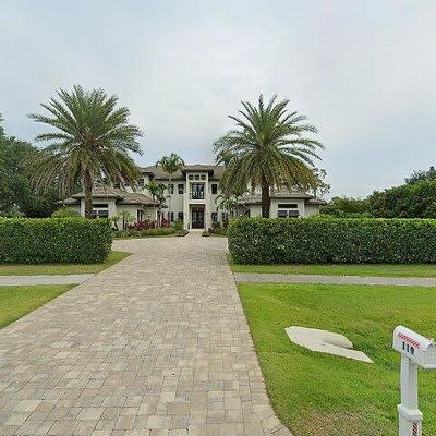 119 Carica Rd, Naples, FL 34108