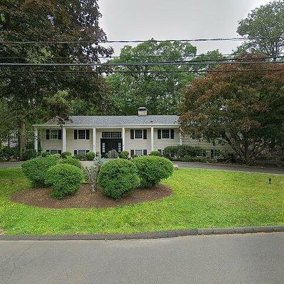 119 Dundee Rd, Stamford, CT 06903
