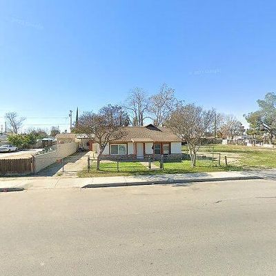 1225 E St, Wasco, CA 93280