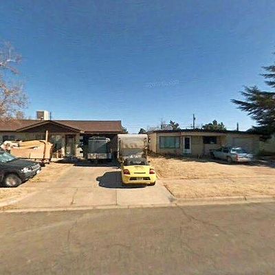 1128 N Breckon Dr, Hobbs, NM 88240