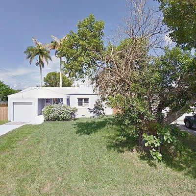 1613 N 16 Th Ct, Hollywood, FL 33020