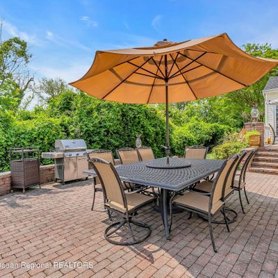 3 Fiore Ct, Oceanport, NJ 07757