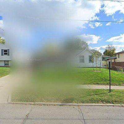 4007 Hull Ave, Des Moines, IA 50317