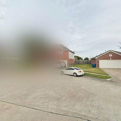 4401 W Parma Dr, Rosenberg, TX 77471