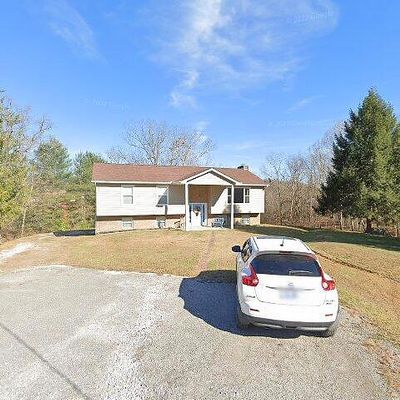 5204 Meadowlark Ct, Ashland, KY 41102