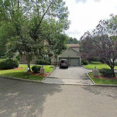 48 Flint Ter, Harrington Park, NJ 07640