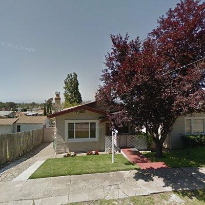 7221 Outlook Ave, Oakland, CA 94605