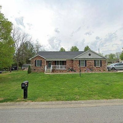 103 Feland Dr, Lawrenceburg, KY 40342