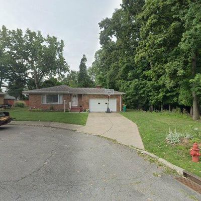 16650 Anthony St, Maple Heights, OH 44137