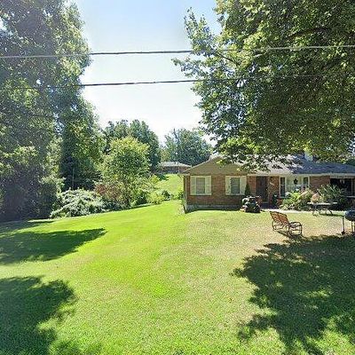 1354 Stein Rd, Saint Louis, MO 63135