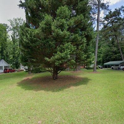 30 Woodlawn Ave, Hampton, GA 30228