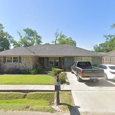 44061 Penny St, Saint Amant, LA 70774