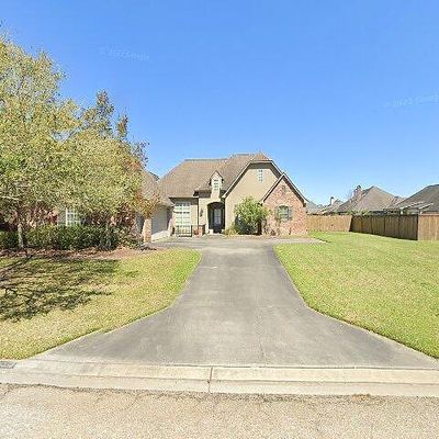 35352 Oak Haven Ave, Geismar, LA 70734