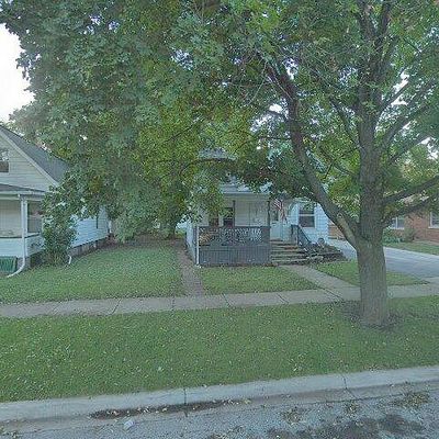 806 Iowa Ave, Aurora, IL 60506