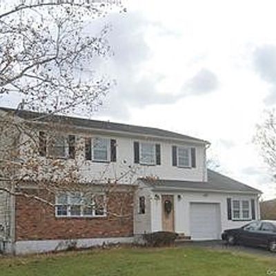 1 Skyline Dr, Thiells, NY 10984