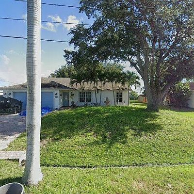 855 Sw Mccoy Ave, Port Saint Lucie, FL 34953