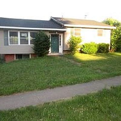 111 Hillcrest Dr, Central Square, NY 13036