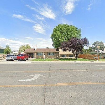 1113 S 72 Nd Ave, Yakima, WA 98908