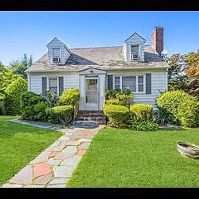 119 Fowler Ave, Yonkers, NY 10701