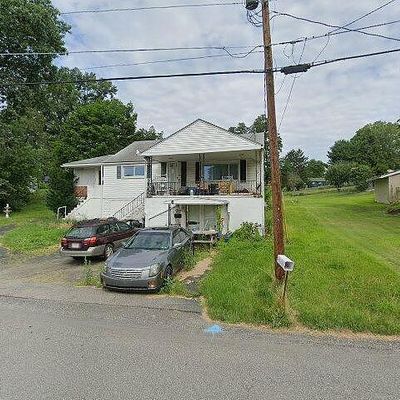 120 Mitchell Dr, Canonsburg, PA 15317