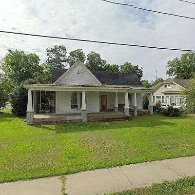 132 Creswell Ave E, Greenwood, SC 29646