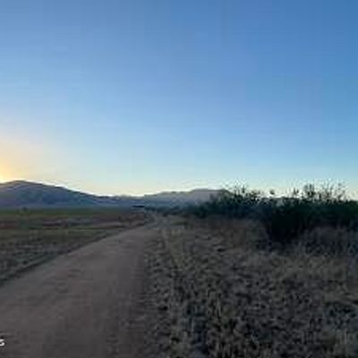 199 E Horse Country Road, Cochise, AZ 85606