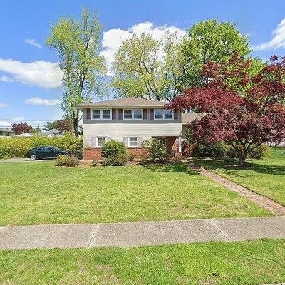 18 Camillo Dr, Wayne, NJ 07470